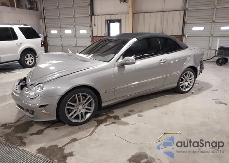 2008 Mercedes-Benz Clk 350 из США, поврежденный, VIN WDBTK56F28F252596
